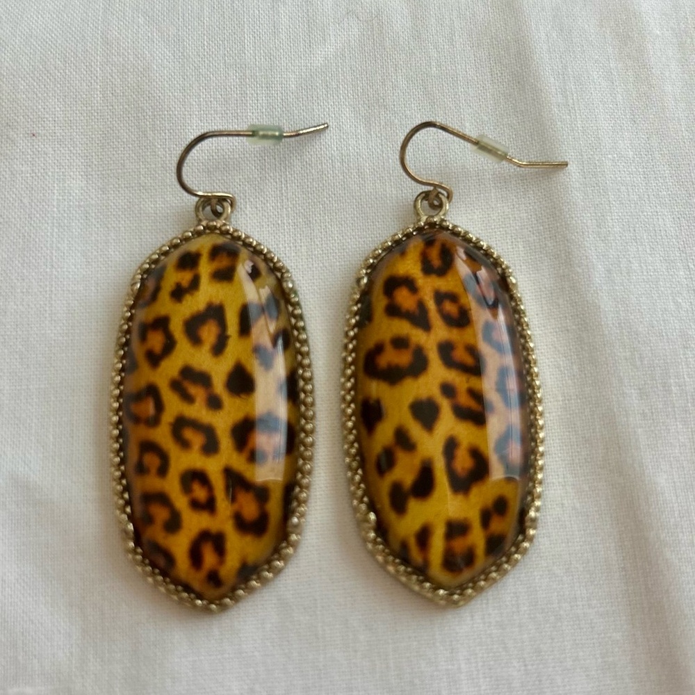 Leopard Drop Earring 🐆🤎🖤💛